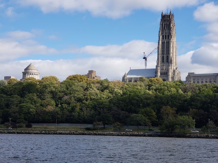 NYC: Hudson River Fall Foliage Yacht Tour - Key points to know before booking
