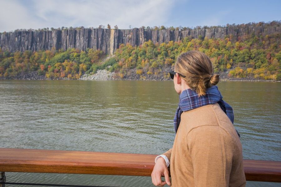 NYC: Hudson River Fall Foliage Yacht Tour - Leaving Chelsea Piers for a different view of New York
