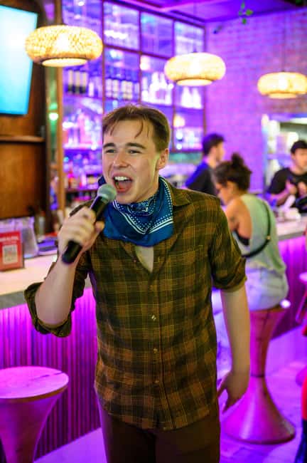 NYC: Immersive Dinner Show with Live Music - What happens during the two-hour evening