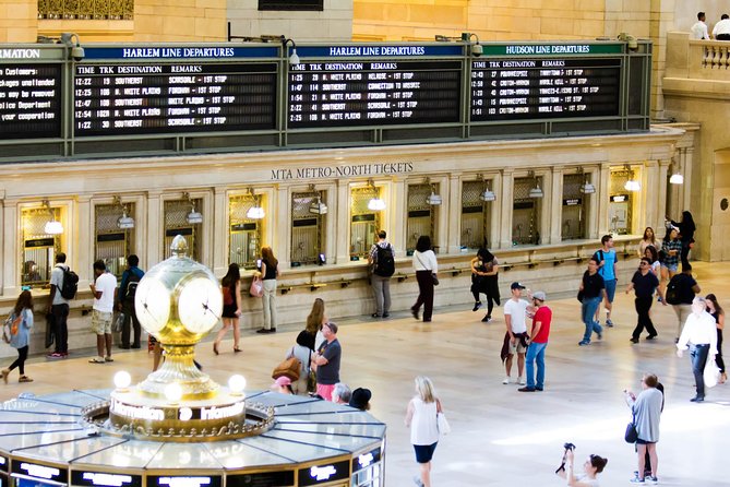 NYC in a Day Tour: Statue of Liberty, Times Square and More - What the guides add to the day