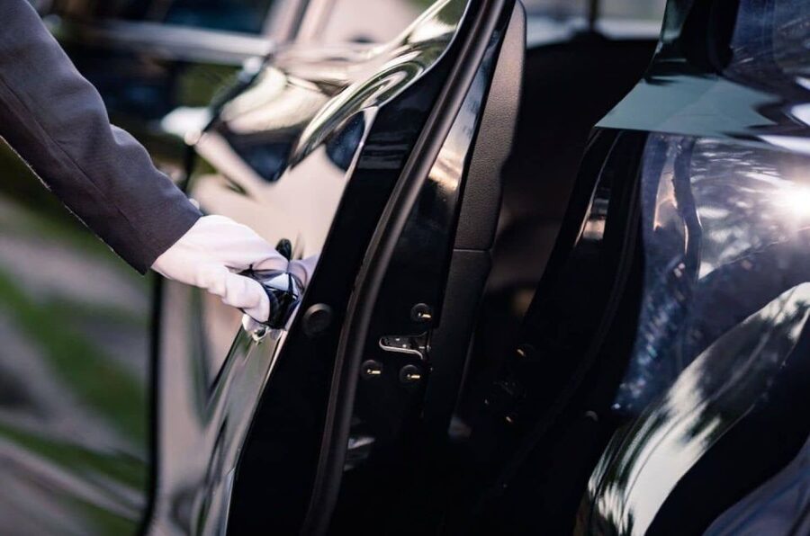 NYC: JF.Kennedy Airport Private Transfer to Manhattan - Leaving JFK Without the Taxi Queue