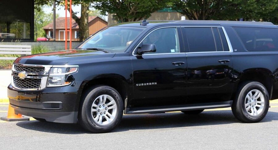 NYC: John F. Kennedy Airport Private Transfer - Arrival at JFK: waiting time and meeting instructions