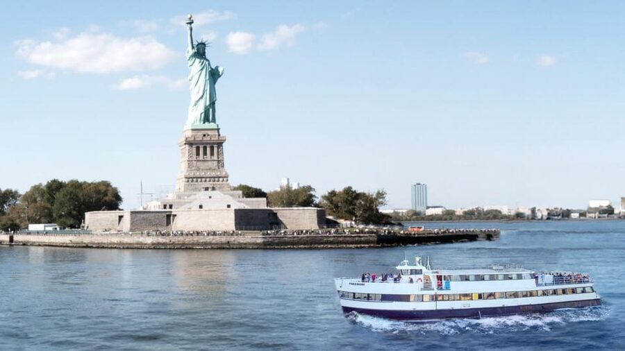NYC: Liberty Cruise on New York Harbor with Live Guide - Key points to know before you board