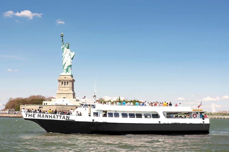 NYC: Liberty Cruise on New York Harbor with Live Guide - Ellis Island and the story of arrival