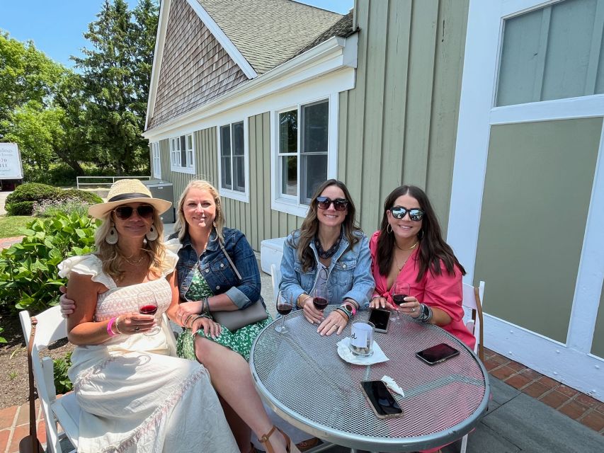 NYC: Long Island Sommelier-Guided Wine Tasting Tour - What the coach ride is really like