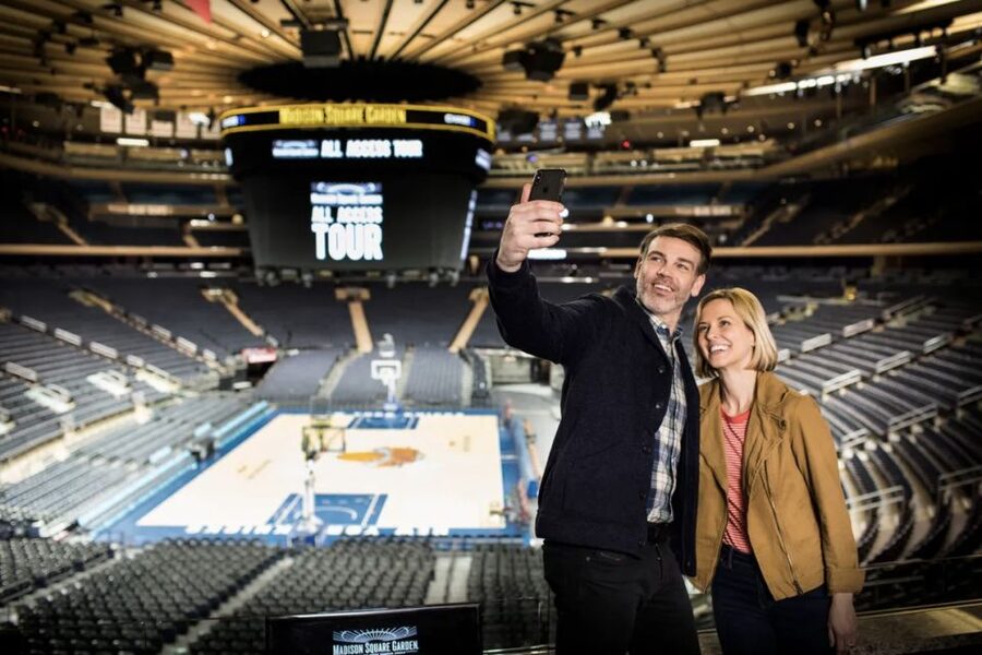 NYC: Madison Square Garden Tour Experience - Language, Timing, and Practical Tips