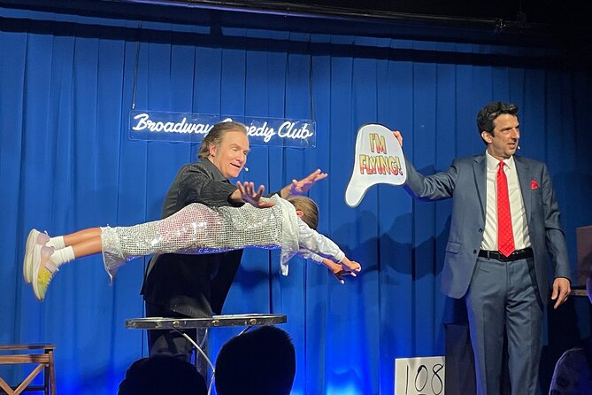 NYC: Magic Show for All Ages - Broadway Magic Hour (Times Square) - What to know about food and the venue
