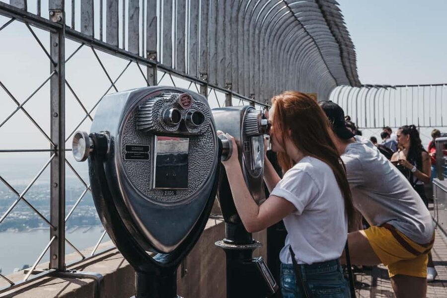 NYC: Midtown, Empire State Building & Top of the Rock Tour - Weather, walking, and the 150-minute pace
