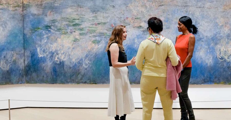 NYC: MoMA Before-Hours Tour with Art Expert - Finding the private entrance on West 53rd Street