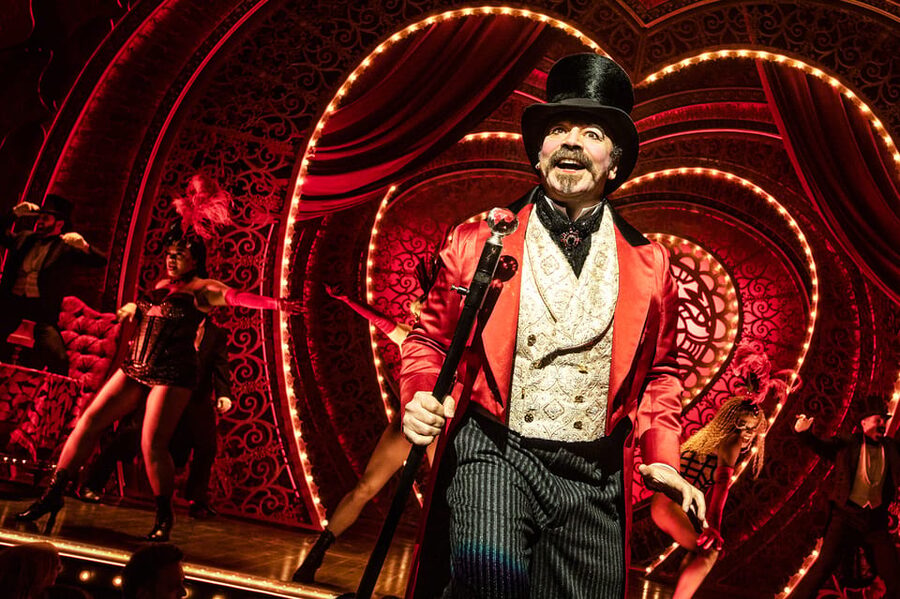 NYC: Moulin Rouge! the Musical on Broadway - A modern score made from familiar songs