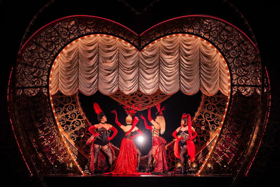 NYC: Moulin Rouge! the Musical on Broadway - What happens once the curtain rises
