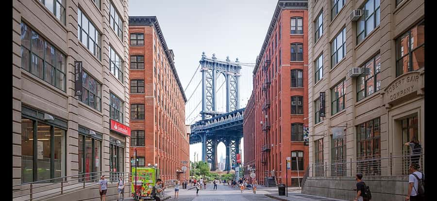 NYC: Panoramic Tour by Air, Water and Land - Crossing to Roosevelt Island by cable car