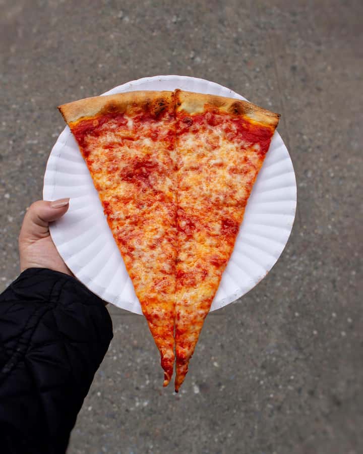 NYC: Private Upper East Side Guided Food Tour - The pizza stop: a New York basic done properly