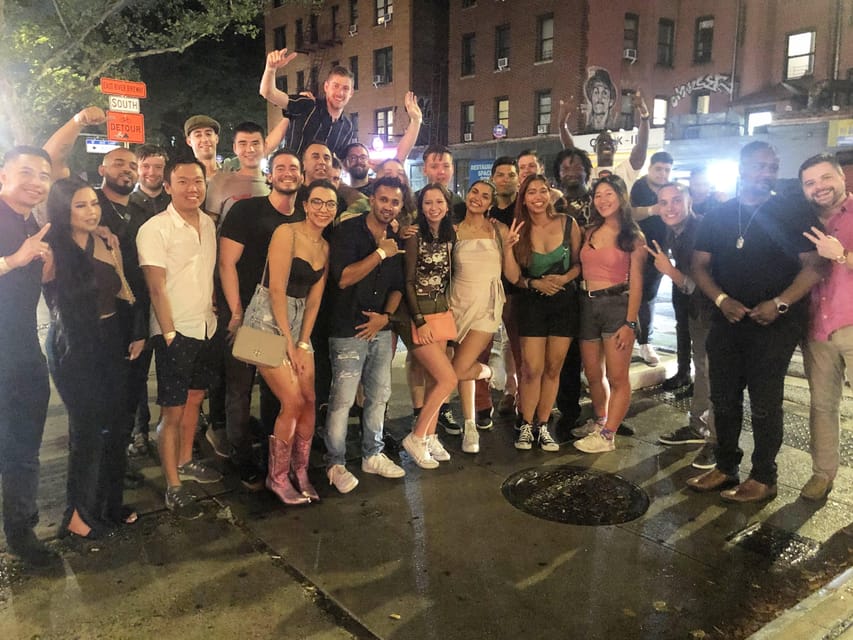 NYC Pub Crawl Experience - Fast entry and less time in line