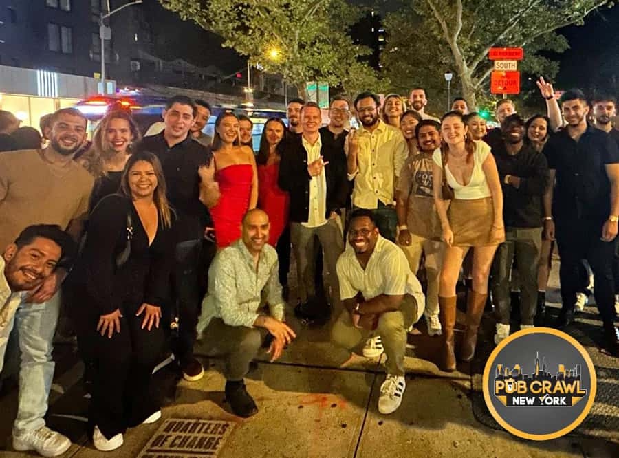 NYC Pub Crawl Experience - The first stop: meeting the hosts and the group