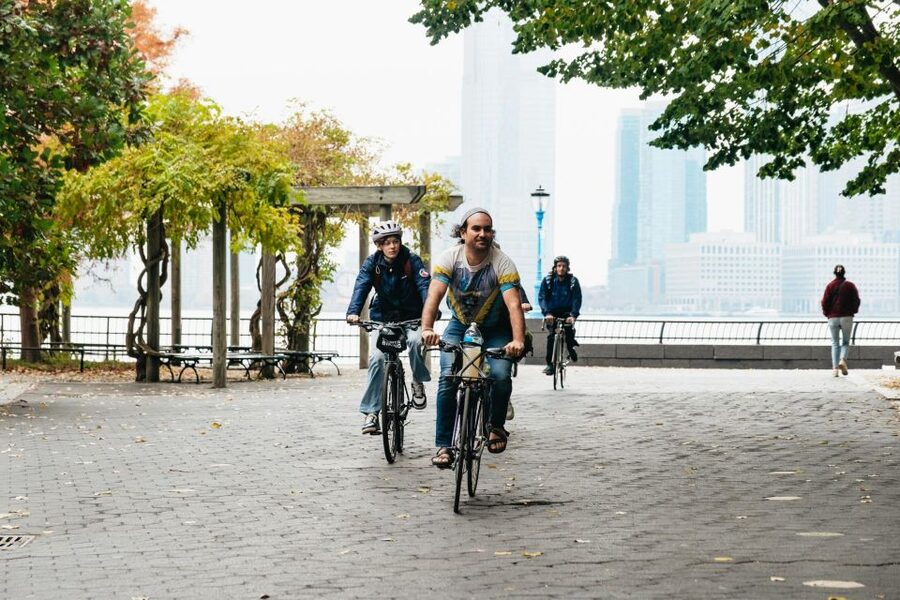 NYC: Radical and Weird History Bike Tour of Manhattan - A snack break with a pricing question