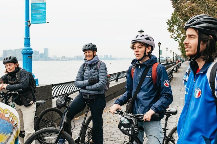 NYC: Radical and Weird History Bike Tour of Manhattan - Greenwich Village and the Beatnik era