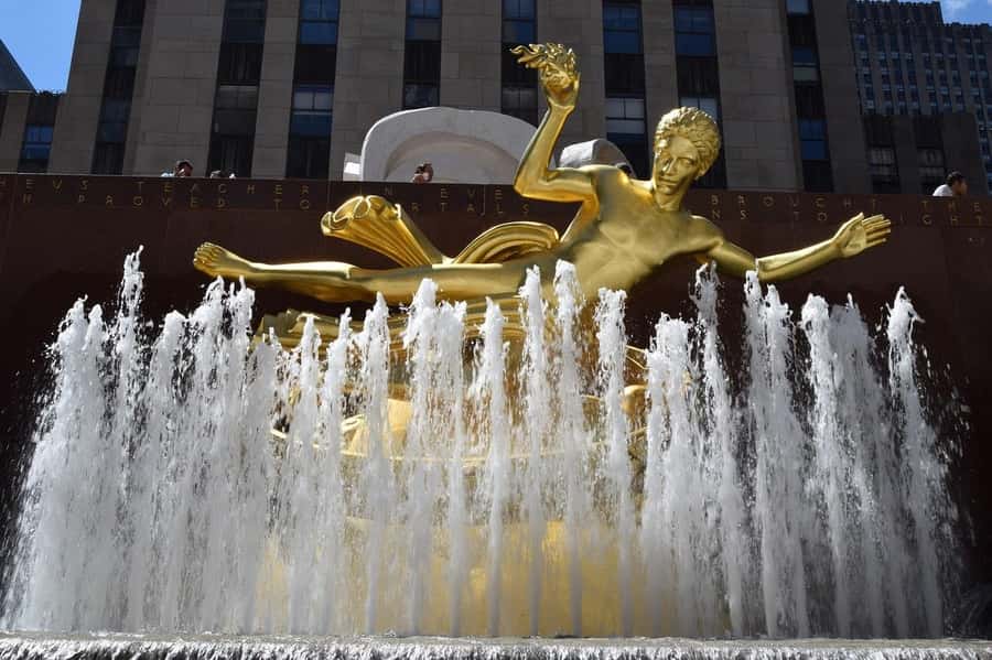 NYC: Rockefeller Center Tour with Optional Top of the Rock - Radio City Music Hall and the limits of the walk