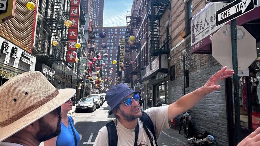 NYC's Chinatown & Little Italy Food Tour (4 Food Tastings) - Dumplings at a small Shanghainese restaurant