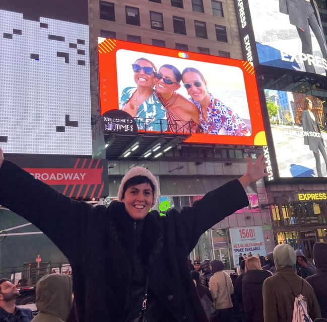 NYC: See Yourself on a Times Square Billboard for 24 Hours - What You Are Really Buying in Times Square