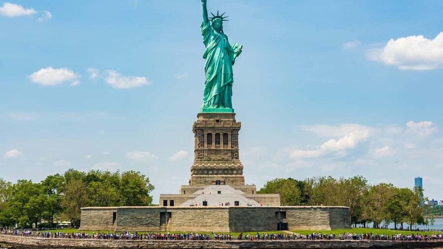 NYC: Sightseeing Harbor Cruise on the Grande Mariner - Is $23 a good harbor-cruise value?