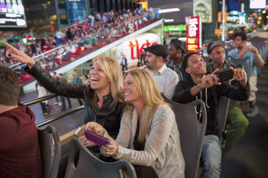 NYC: Sightseeing Night Tour by Open-Top Bus with Live Guide - The drink and photo option