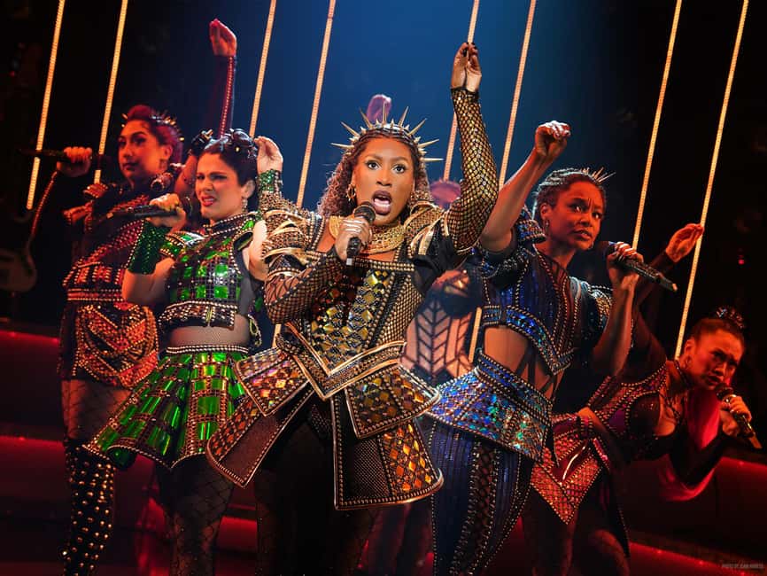 NYC: SIX the Musical on Broadway - The opening concert: six queens, one challenge