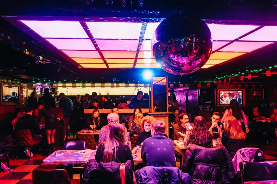 NYC: Speakeasy Drinks and Prohibition History Tour - Dress, ID, and walking requirements