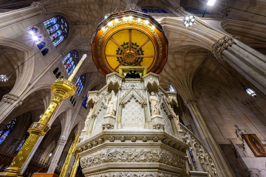 NYC: St. Patrick's Cathedral Tour - The main altar, organ, and the giant Pieta