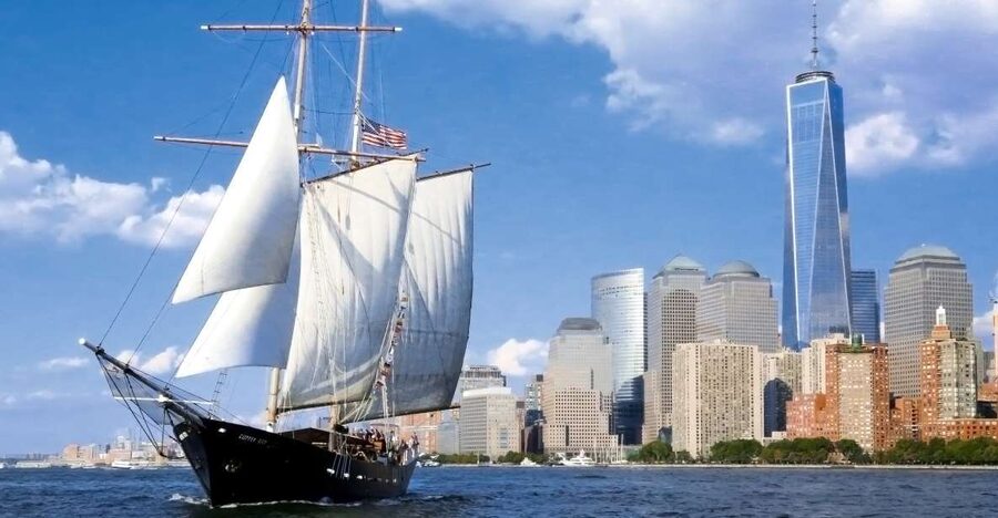 NYC: Statue of Liberty Day Sail with Onboard Bar - Why sailing beats another crowded ferry ride