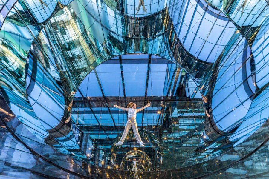NYC: SUMMIT One Vanderbilt Tickets - AFFINITY and the silver balloon room