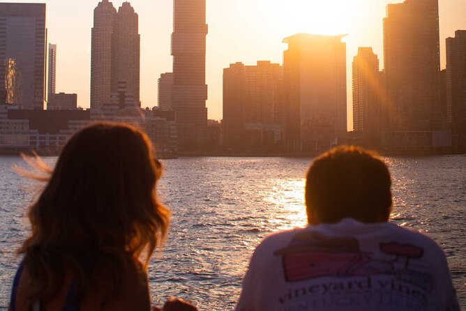 NYC Sunset Cruise Experience the City Twilight Magic - Beneath the Brooklyn Bridge and Manhattan Bridge