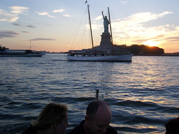 NYC: Sunset Sail Aboard Schooner Adirondack - Should you book this New York sunset sail?
