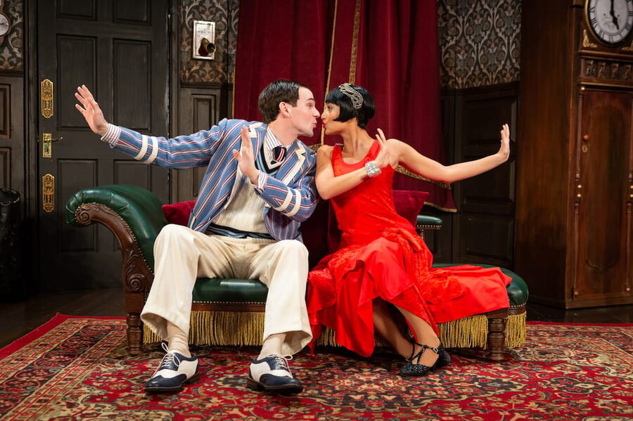 NYC: The Play That Goes Wrong Ticket at New World Stages - The murder mystery that cannot survive opening night