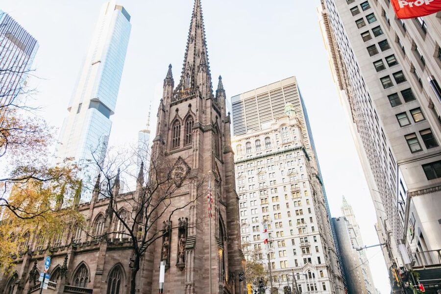NYC: The Story of Alexander Hamilton Private Walking Tour - Starting at Trinity Church and Hamilton’s grave