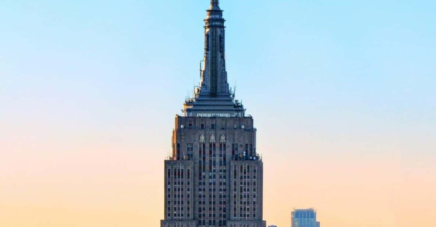 NYC: Top 30 Sights Tour and Empire State Building 86th Floor - Guide quality and group feel