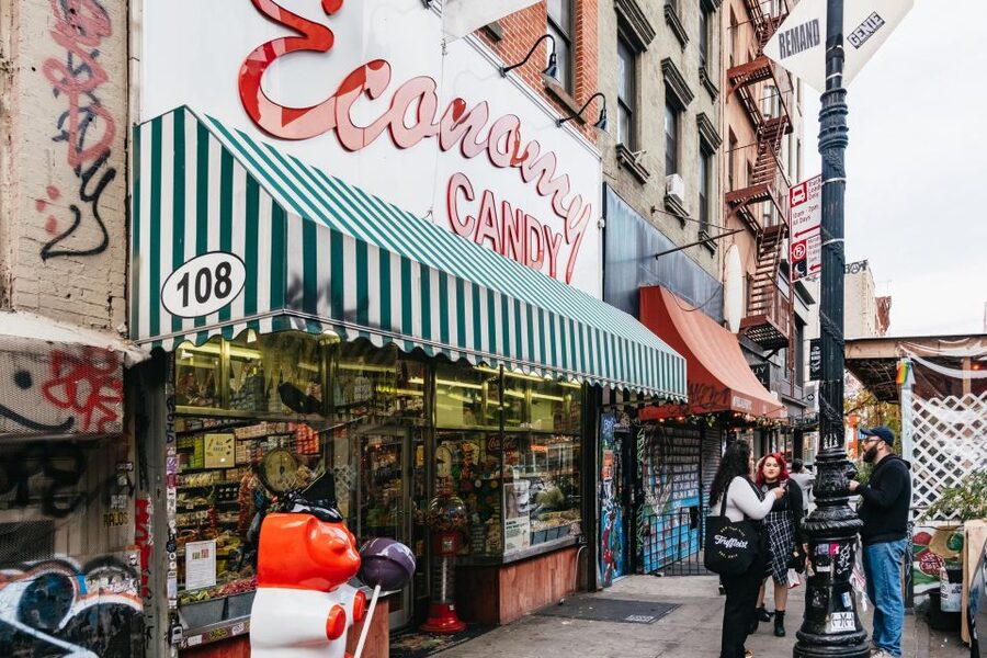 NYC: Traditional Immigrant Foods Guided Walking Tour - Pickle Guys brings an old neighborhood flavor