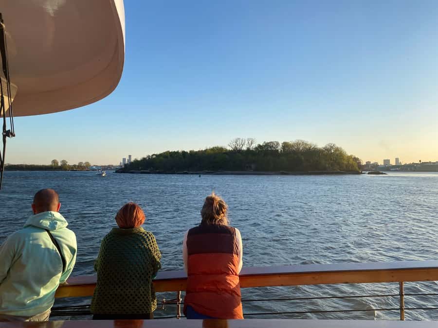 NYC: Urban Wildlife Sunset Tour of the East River - South Brother Island and the story of Jacob Ruppert