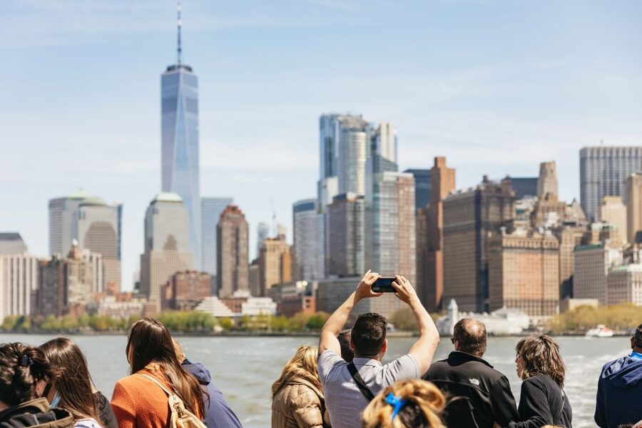 NYC: Wall Street Tour with 9/11 Memorial and Statue Ferry - The ferry crossing to Liberty Island