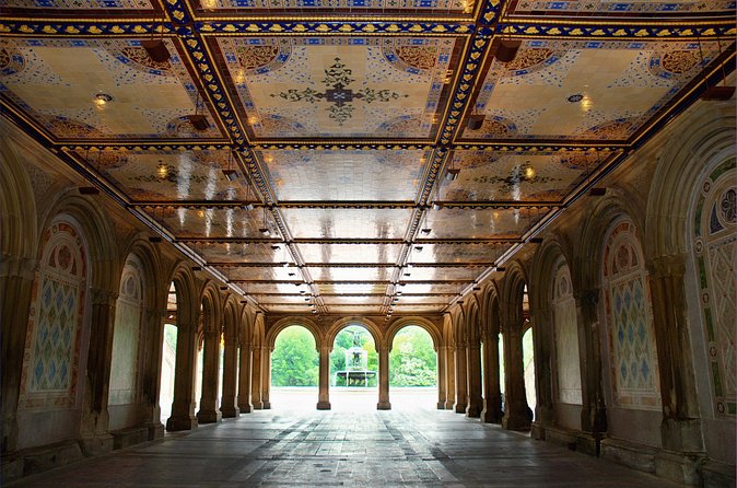 Official Central Park Walking Tour - Bethesda Terrace, the Lake, and the boathouse