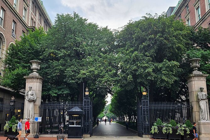 Oppenheimer in New York: Upper West Side Walking Tour - Ethical Culture School and the influence of Edwin Seligman