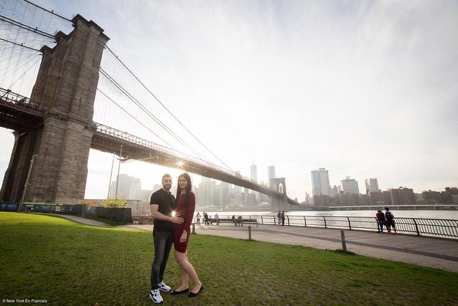 Photo sessions in New York with a French-speaking photographer - Brooklyn Bridge Park and DUMBO: classic New York framing