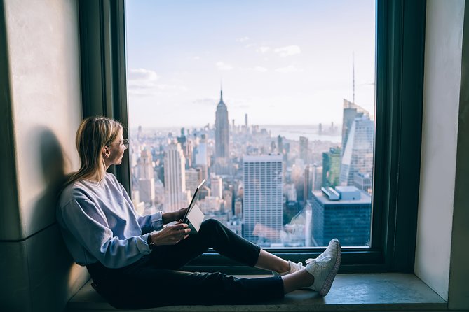 Photographer, Professional Photo shoot - New York - Posing help for camera-shy people