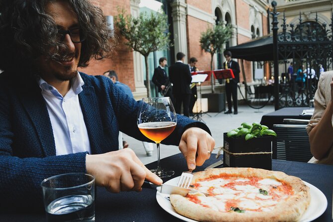 Pizza Walking Tour in Manhattan with Friendly Local Guide - Emilio’s Ballato and the restaurant detour
