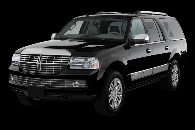 Private Arrival Transfer: NYC Airports (JFK) (LGA) to Long Island - A private car sized for your party