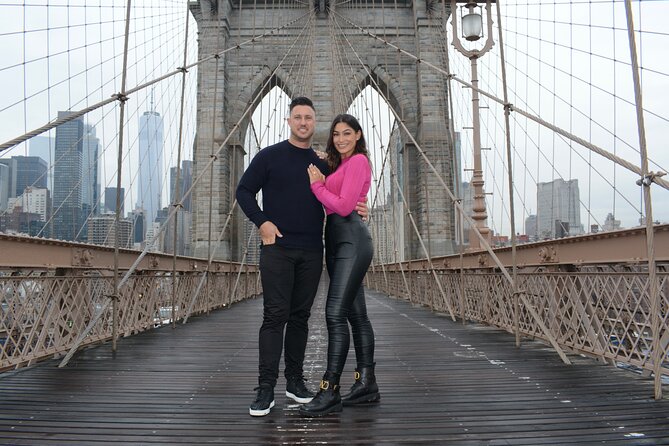 Private Brooklyn Bridge & DUMBO Photoshoot with Pro Photographer - What the photographer adds