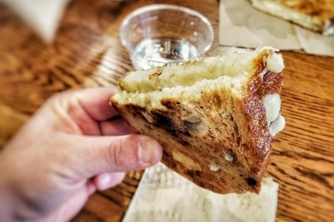 Private Flatiron Food, History and Architecture Tour - Starting with focaccia at Eataly