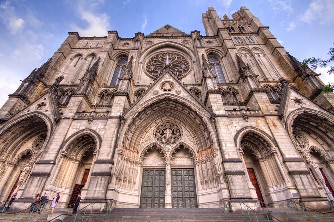 Private Guided New York City Tour by SUV - Lower Manhattan, 9/11, and the city’s older story