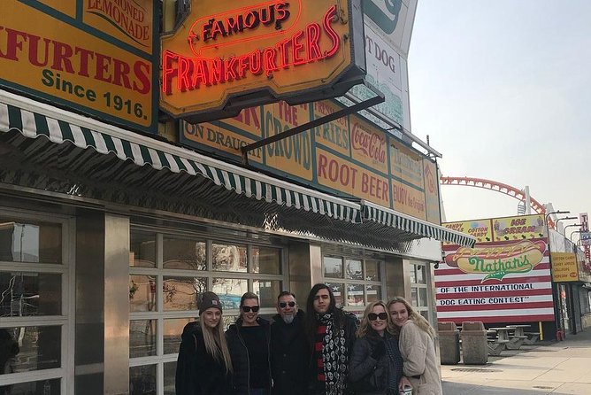 Private Guided New York City Tour by SUV - History, pop culture, and stories from local guides