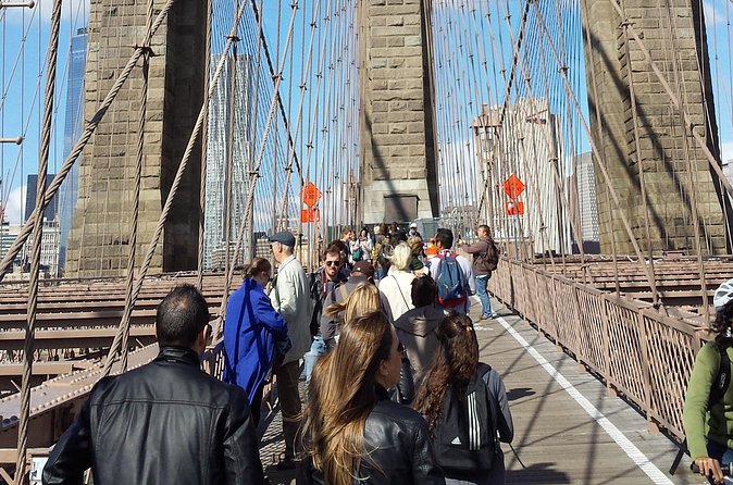 Private Guided Walking Tour of the Brooklyn Bridge and DUMBO - Who will get the most from this experience